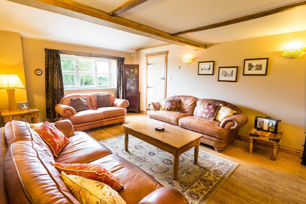 Hollyhock Cottage, Clematis Cottages, Stamford Extérieur photo