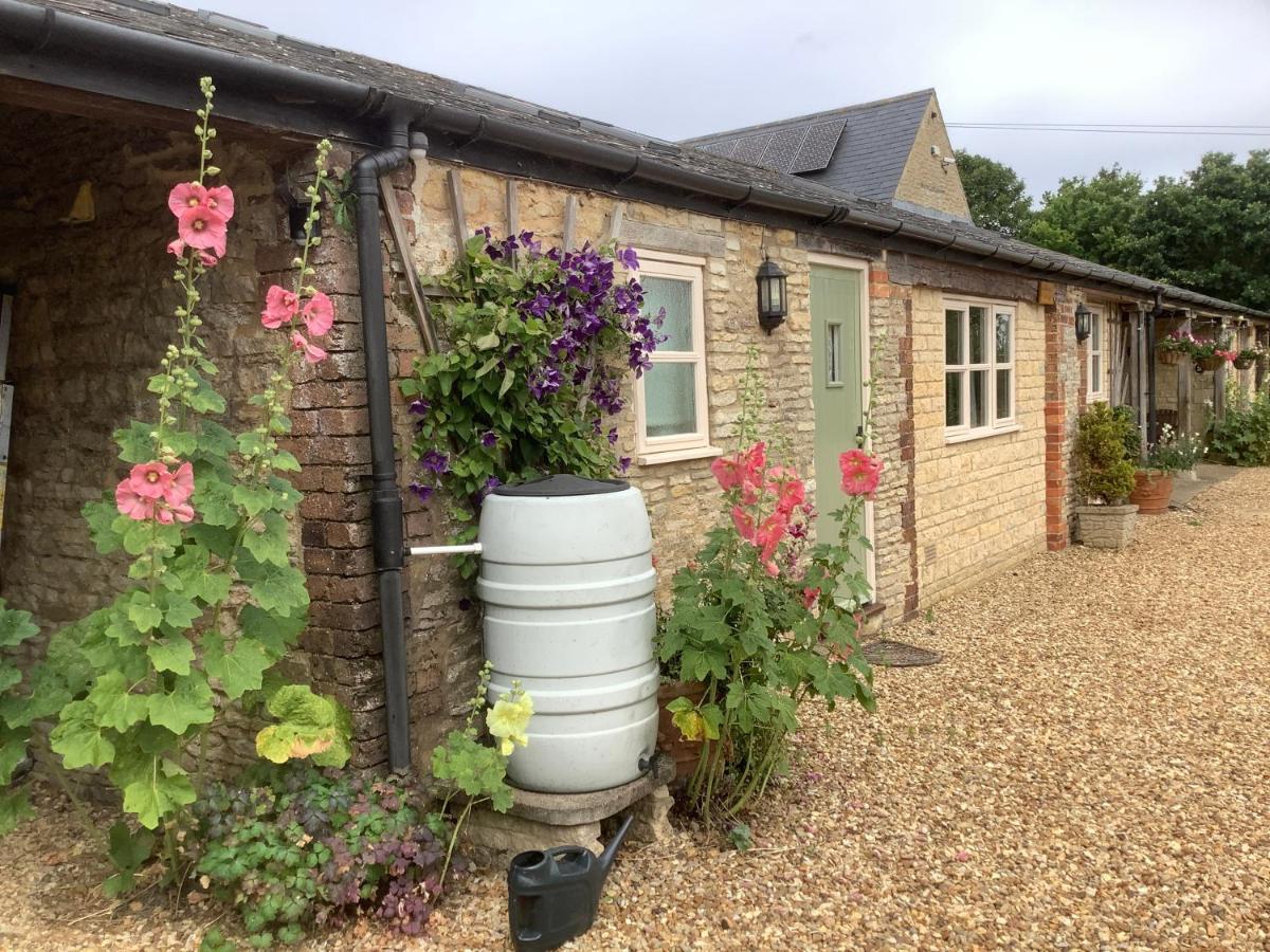 Hollyhock Cottage, Clematis Cottages, Stamford Extérieur photo