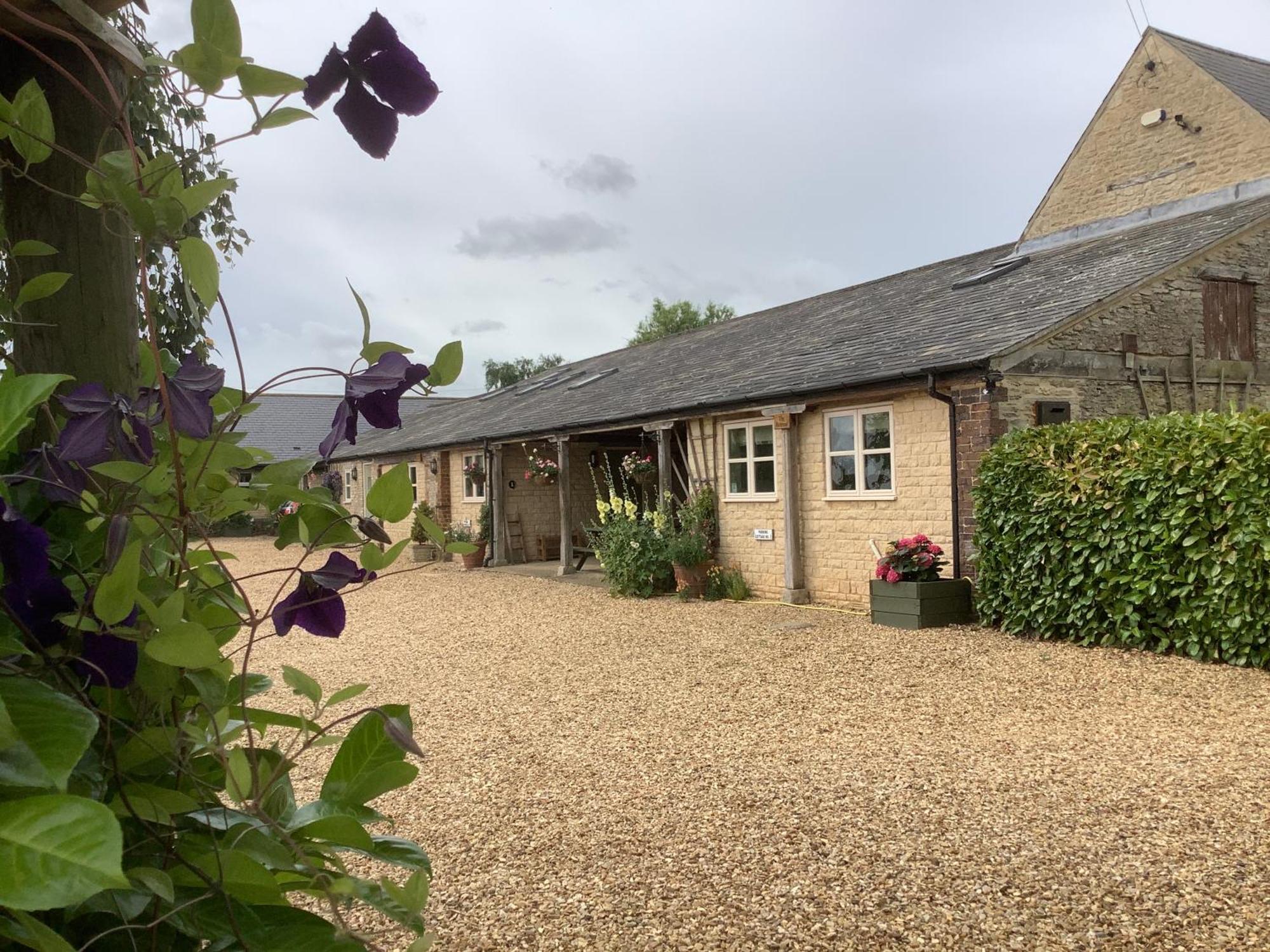 Hollyhock Cottage, Clematis Cottages, Stamford Extérieur photo